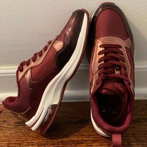 SOLD❗️ALDO WOMEN ATHLETIC SHOES